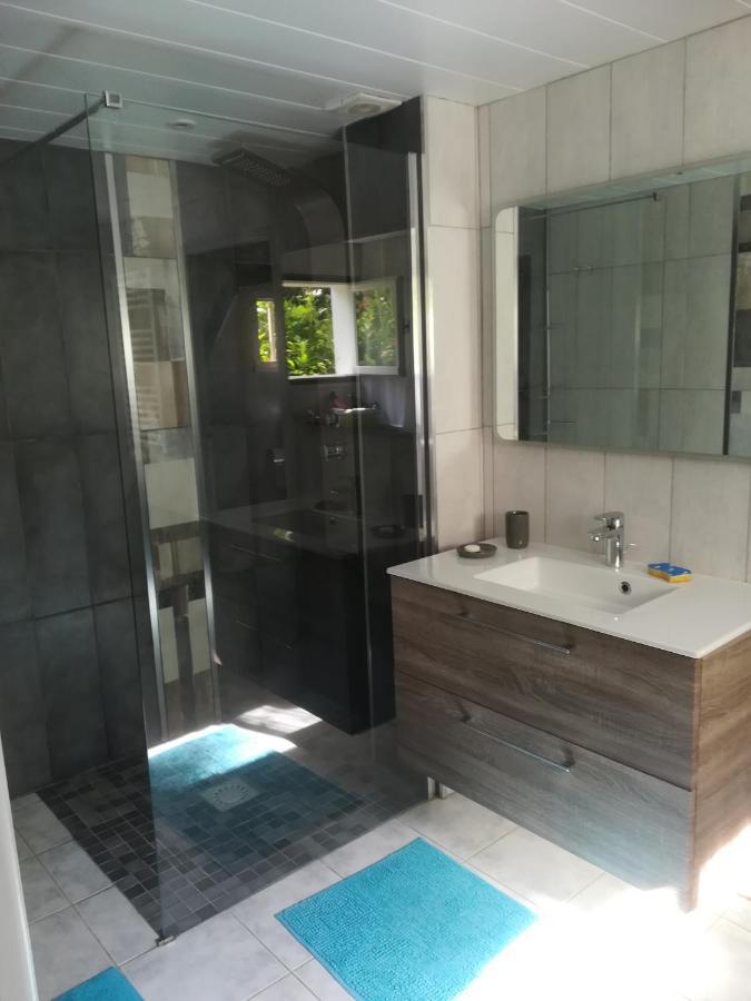 Bed and Breakfast L'Accueil Gueron Экстерьер фото